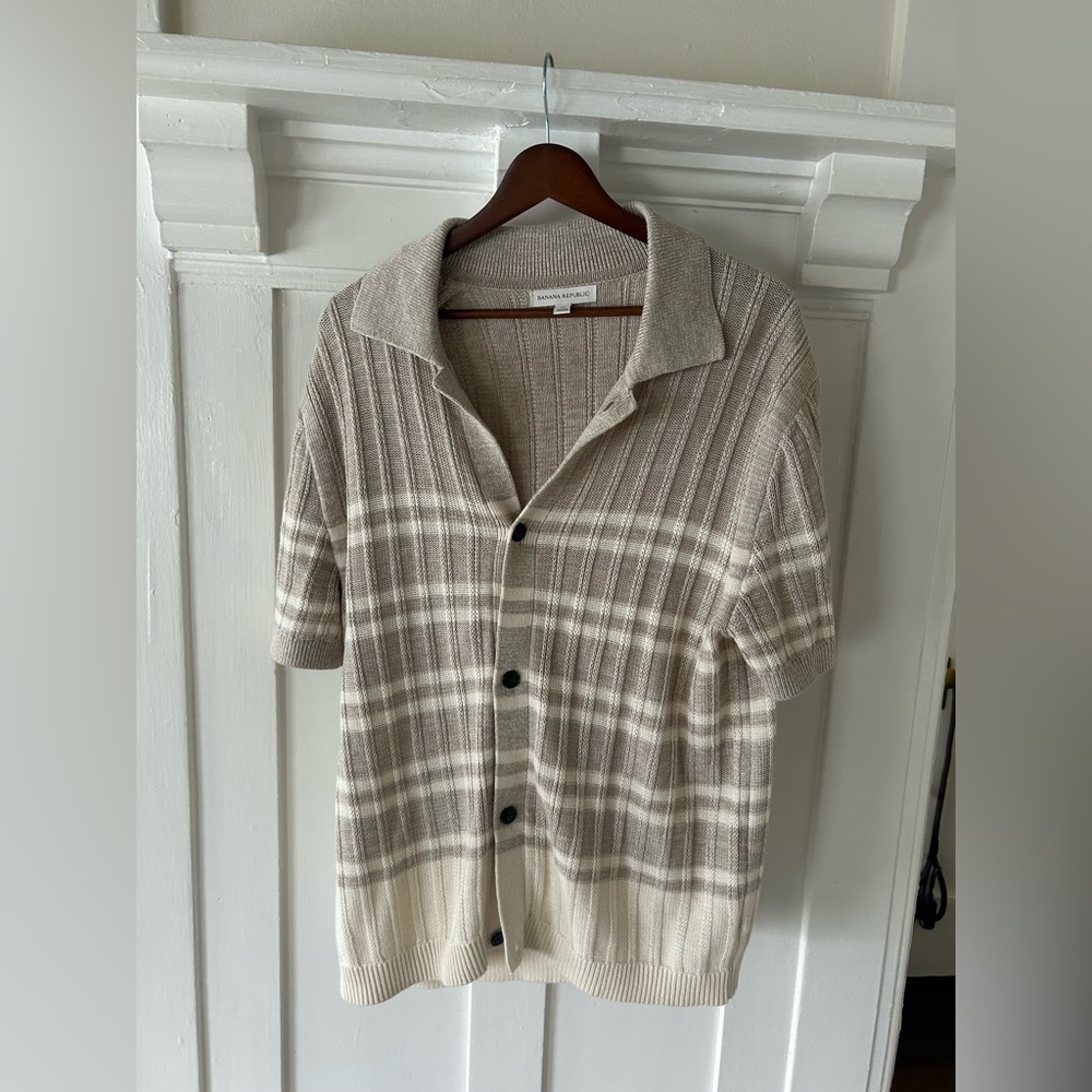 Banana Republic Beige Knit Sweater